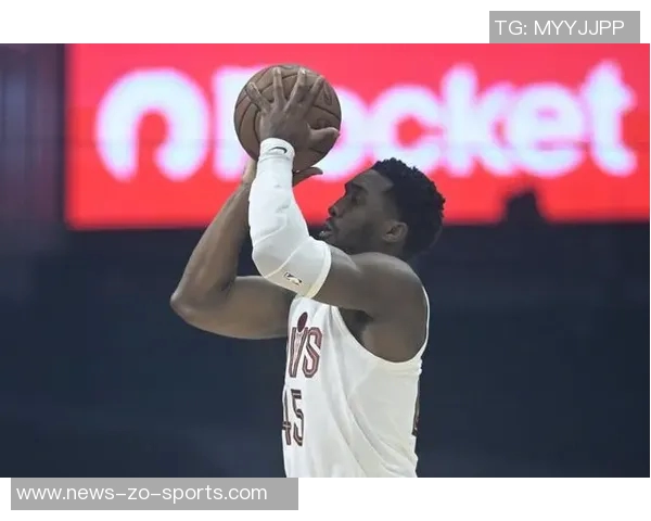 普尔上半场表现平平三分命中率低迷但罚球全中助球队保持竞争力